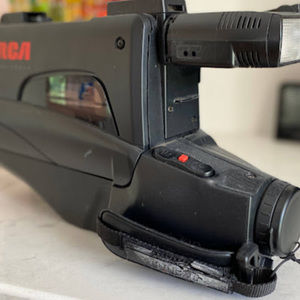 Meet your Posher, Christian